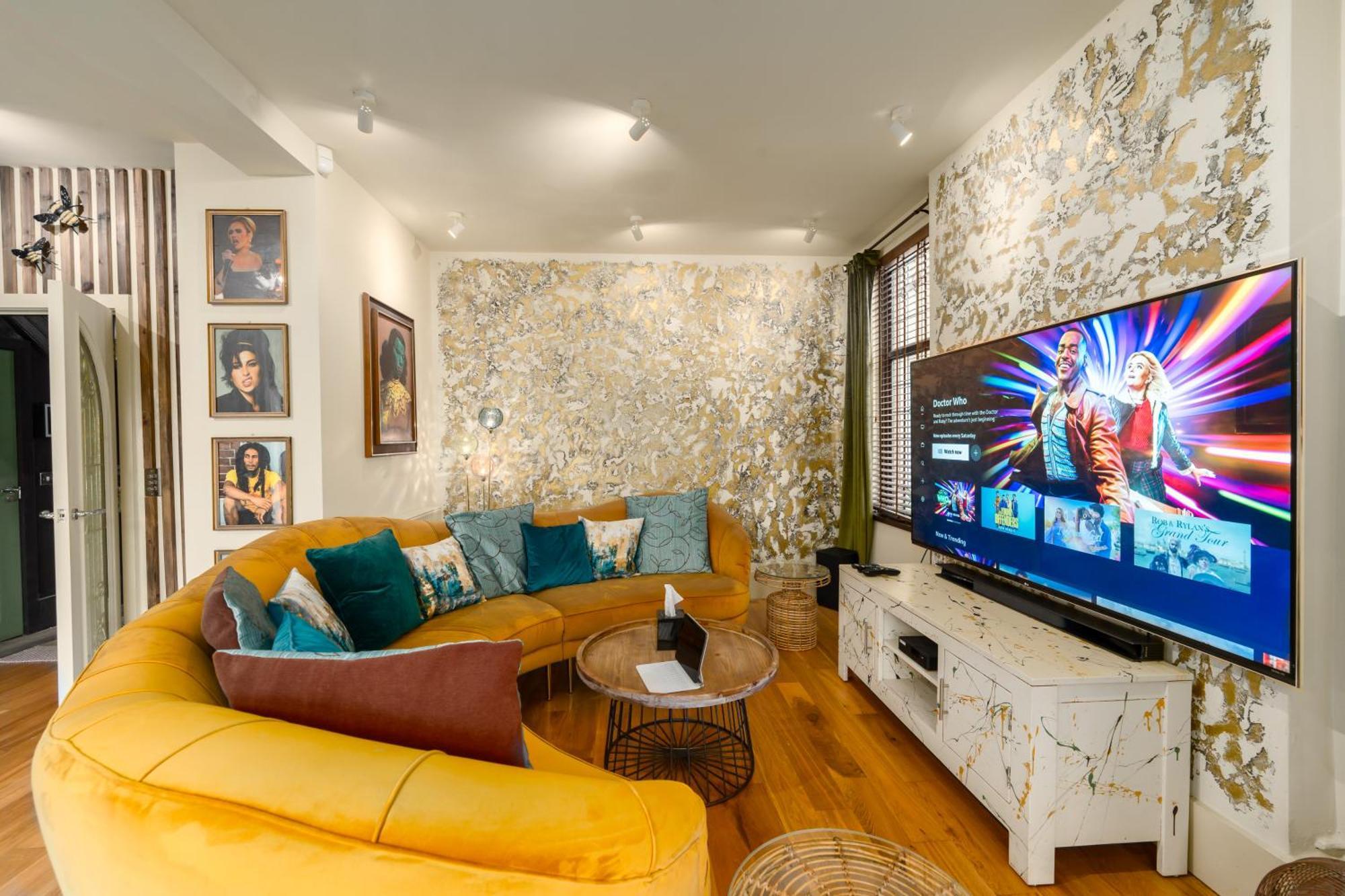 City Retreat, Spacious 4 Bed House, Games Room, Parking, Hot Tub & Bbq 카디프 외부 사진