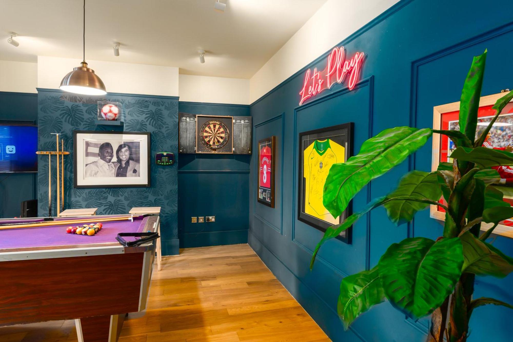 City Retreat, Spacious 4 Bed House, Games Room, Parking, Hot Tub & Bbq 카디프 외부 사진