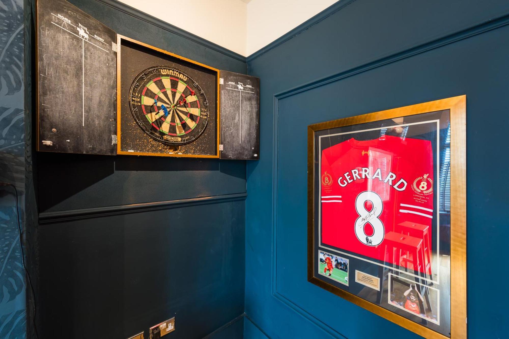 City Retreat, Spacious 4 Bed House, Games Room, Parking, Hot Tub & Bbq 카디프 외부 사진